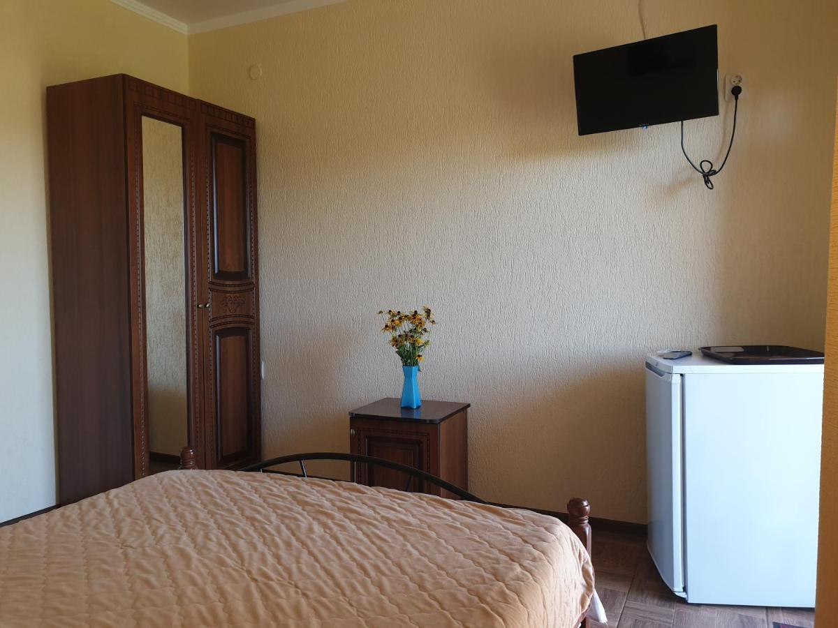 Guest House Lykhny Gagra Bagian luar foto