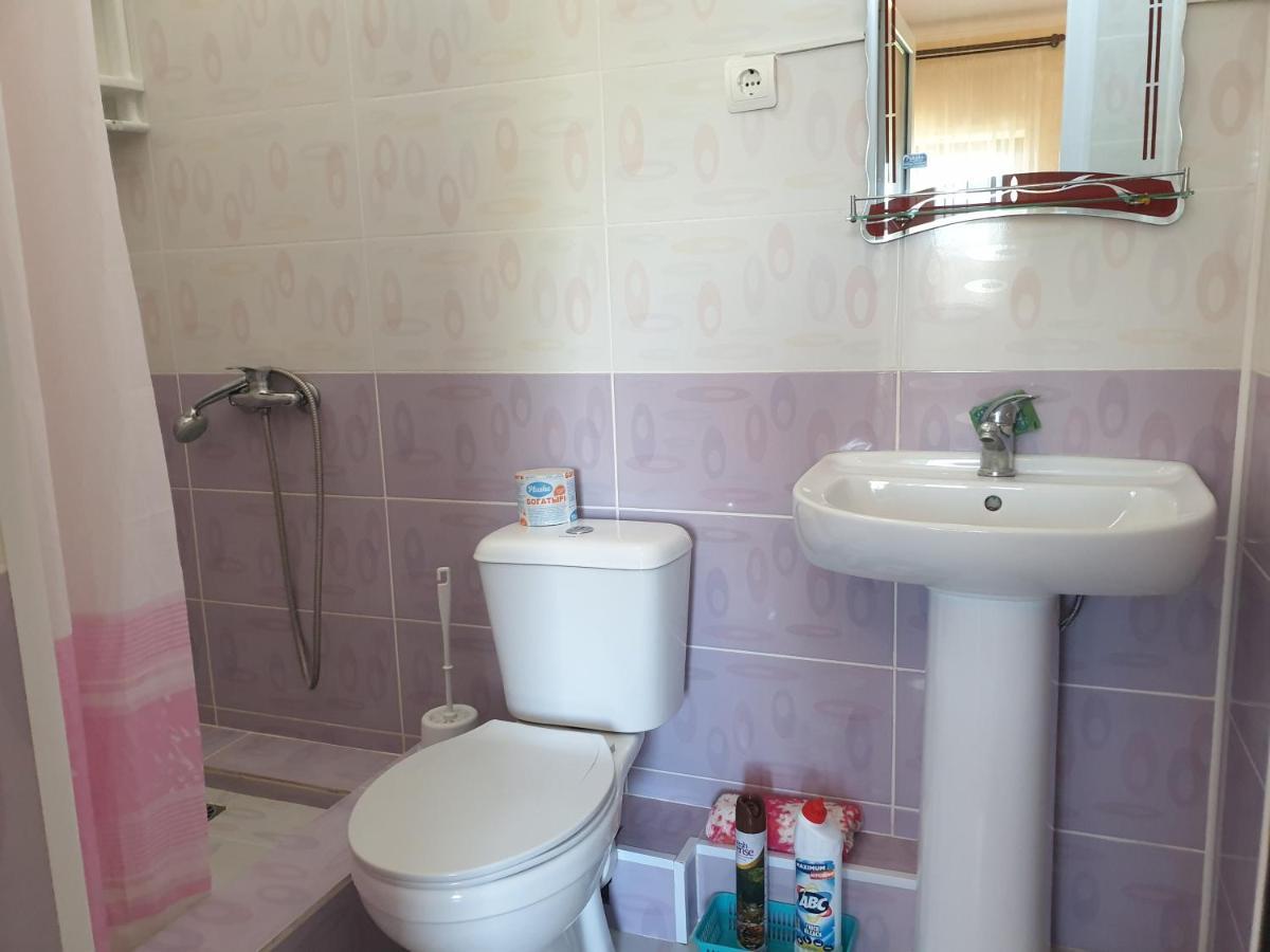 Guest House Lykhny Gagra Bagian luar foto
